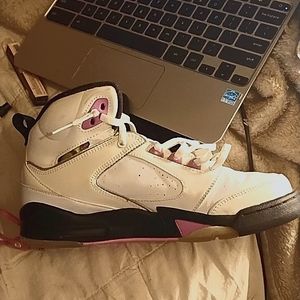 White and pink air Jordan's 6Y